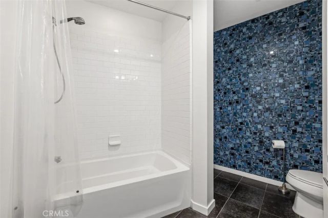 21 Gramercy 220, Irvine, CA 92612