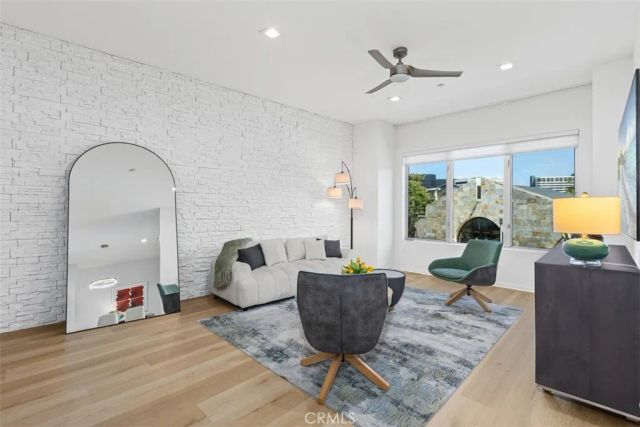 21 Gramercy 220, Irvine, CA 92612
