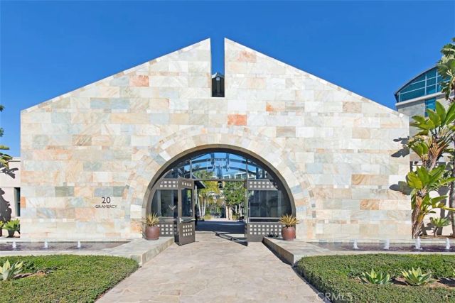 21 Gramercy 220, Irvine, CA 92612