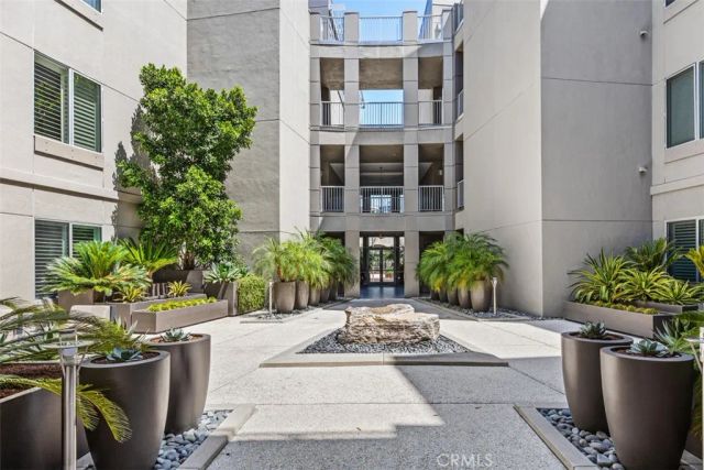 21 Gramercy 220, Irvine, CA 92612