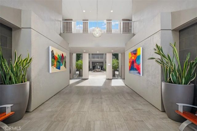 21 Gramercy 220, Irvine, CA 92612