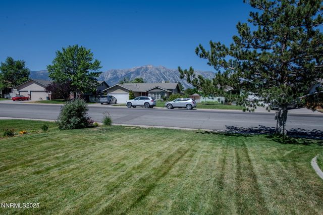 641 Long Valley Road, Gardnerville, NV 89460