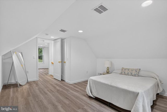 1600 SHEEPFORD RD, Mechanicsburg, PA 17055