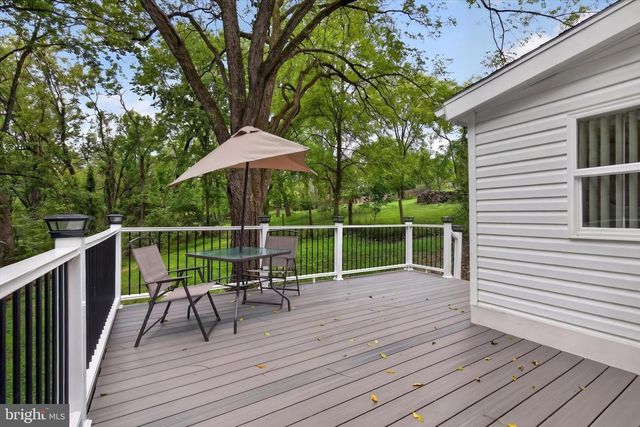 1600 SHEEPFORD RD, Mechanicsburg, PA 17055