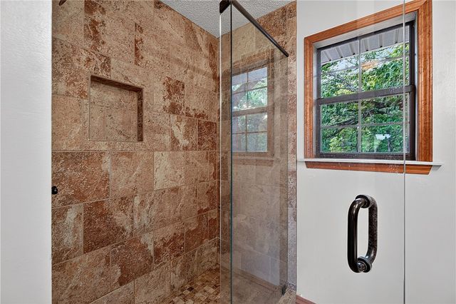 11086 Roman Road, Bentonville, AR 72712