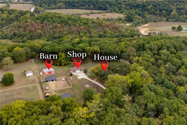 11086 Roman Road, Bentonville, AR 72712