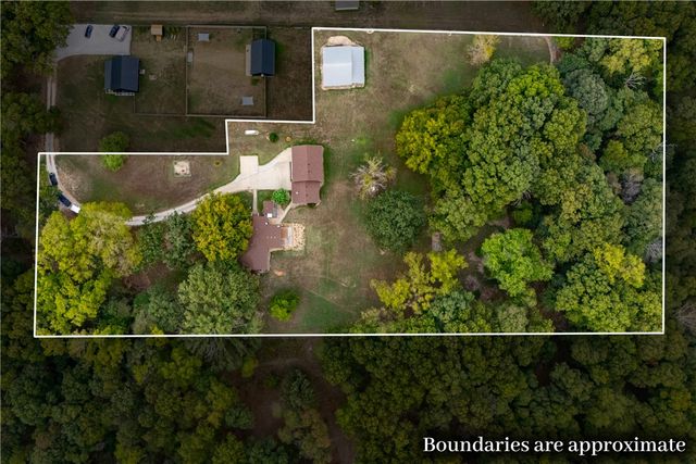 11086 Roman Road, Bentonville, AR 72712