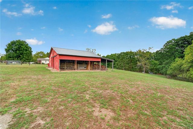 11086 Roman Road, Bentonville, AR 72712