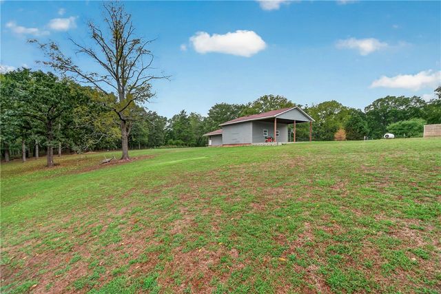 11086 Roman Road, Bentonville, AR 72712