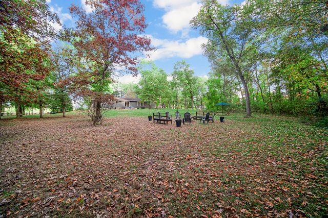 6915 S 375 W, North Judson, IN 46366