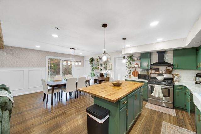 6915 S 375 W, North Judson, IN 46366