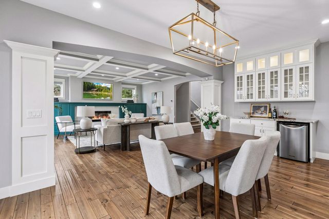 13222 Dahlgren Road, Minnetonka, MN 55305