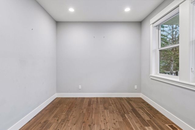 13222 Dahlgren Road, Minnetonka, MN 55305