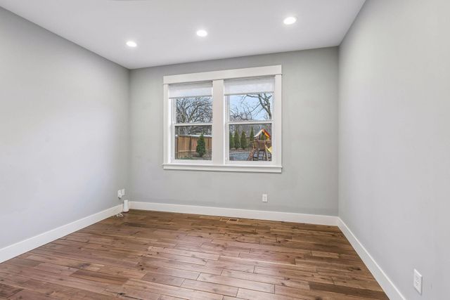 13222 Dahlgren Road, Minnetonka, MN 55305