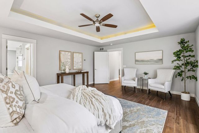 13222 Dahlgren Road, Minnetonka, MN 55305