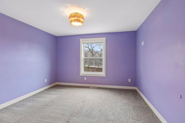 13222 Dahlgren Road, Minnetonka, MN 55305