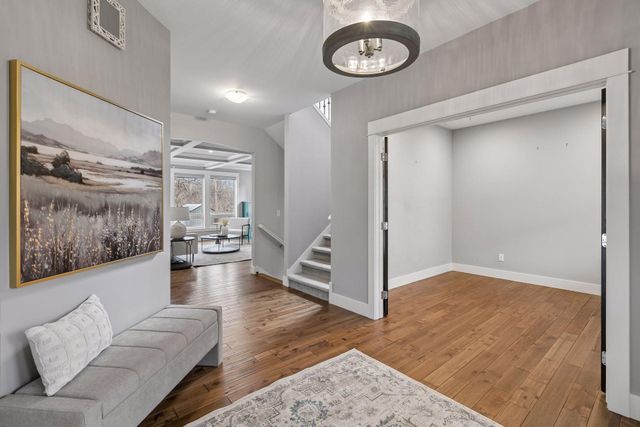 13222 Dahlgren Road, Minnetonka, MN 55305