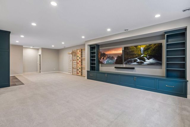 13222 Dahlgren Road, Minnetonka, MN 55305