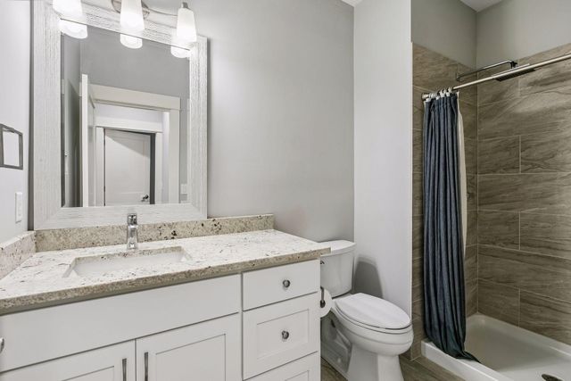 13222 Dahlgren Road, Minnetonka, MN 55305