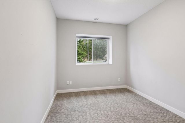 13222 Dahlgren Road, Minnetonka, MN 55305