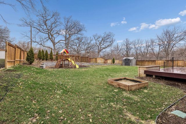 13222 Dahlgren Road, Minnetonka, MN 55305