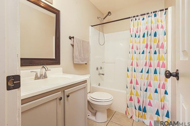 15290 E Henderson Dr, Prairieville, LA 70769