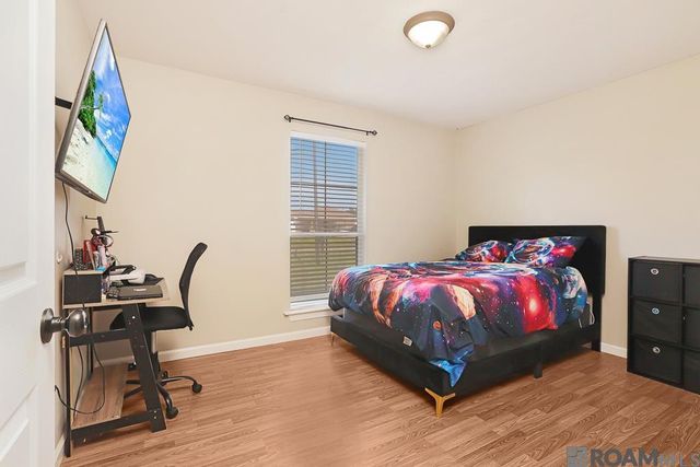 15290 E Henderson Dr, Prairieville, LA 70769