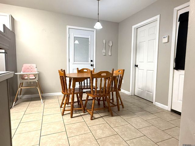 15290 E Henderson Dr, Prairieville, LA 70769