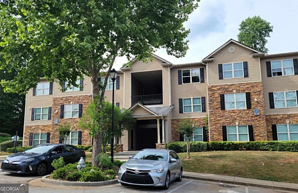 3303 Fairington Club Drive 3303, Lithonia, GA 30038