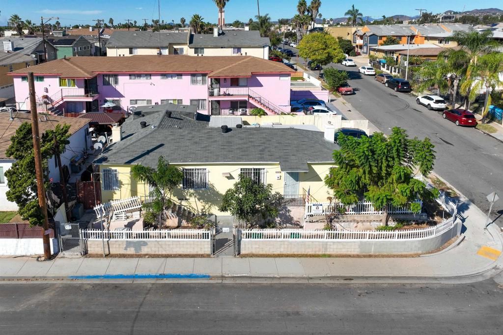 5032 5036 Trojan, San Diego, CA 92115 — exterior