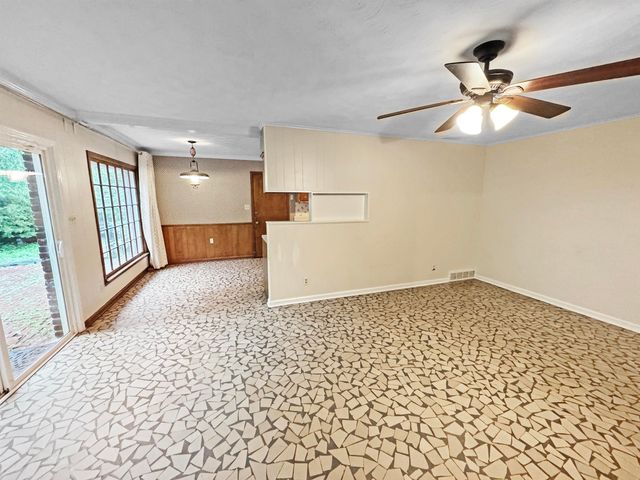 3872 LAKEWOOD DR N, Memphis, TN 38128