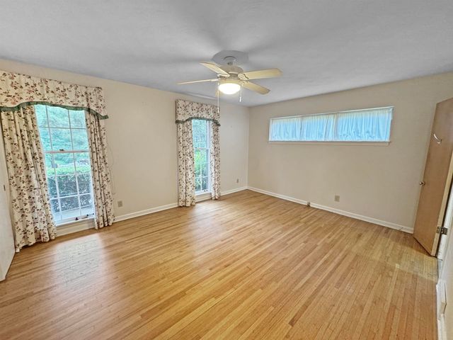 3872 LAKEWOOD DR N, Memphis, TN 38128
