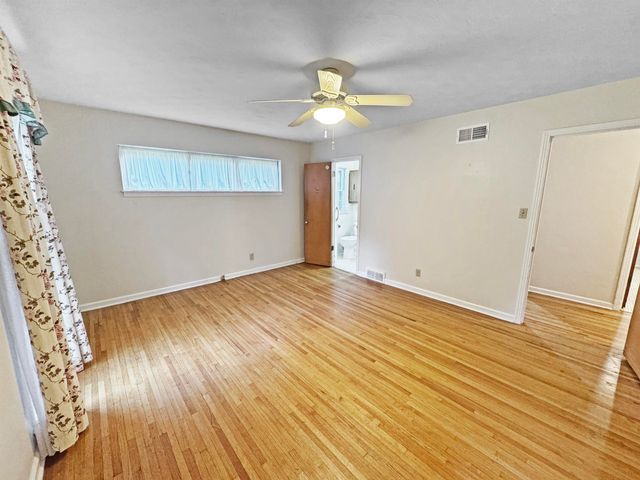 3872 LAKEWOOD DR N, Memphis, TN 38128