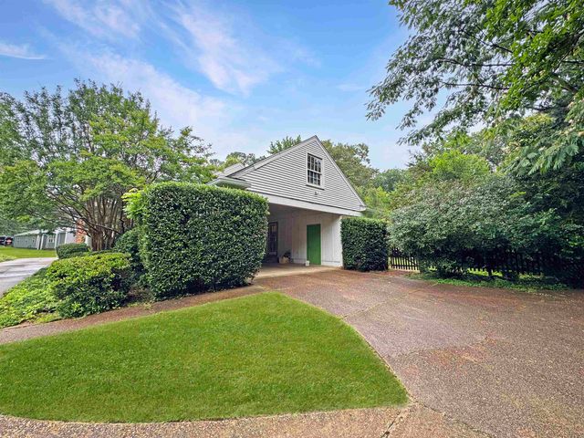 3872 LAKEWOOD DR N, Memphis, TN 38128