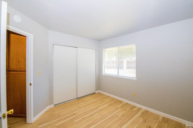 1926 Blossom Ct, Fairfield, CA 94533