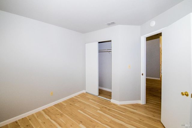 1926 Blossom Ct, Fairfield, CA 94533