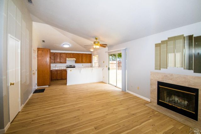 1926 Blossom Ct, Fairfield, CA 94533