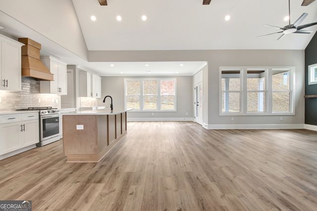 40 Greylock Creek Drive, Senoia, GA 30276