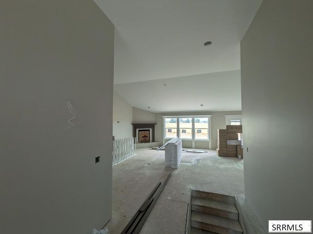 681 Glacier Ave, Shelley, ID 83274