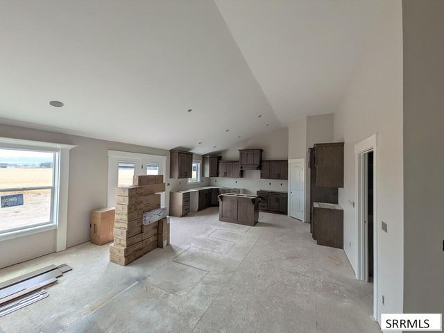 681 Glacier Ave, Shelley, ID 83274