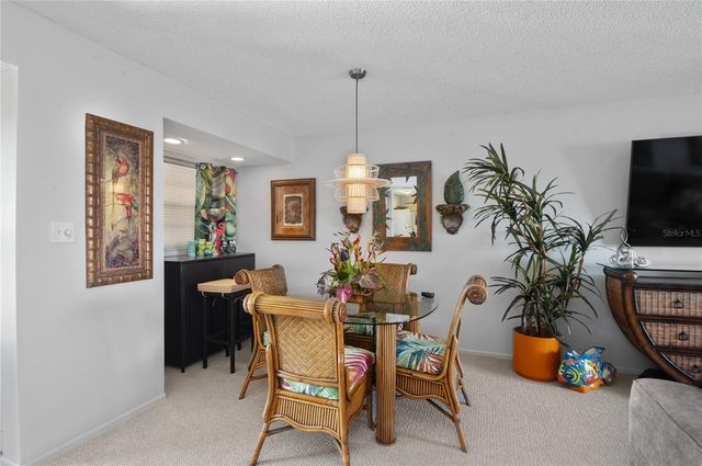9860 62ND TERRACE N 1047, St Petersburg, FL 33708