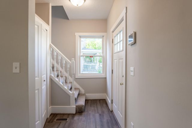 1602 Johnson St NE, Minneapolis, MN 55413