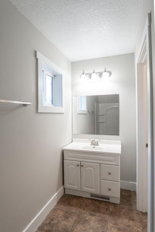 1602 Johnson St NE, Minneapolis, MN 55413