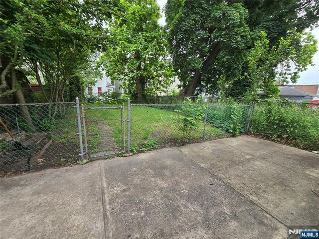 713 27th Street, Paterson, NJ 07504