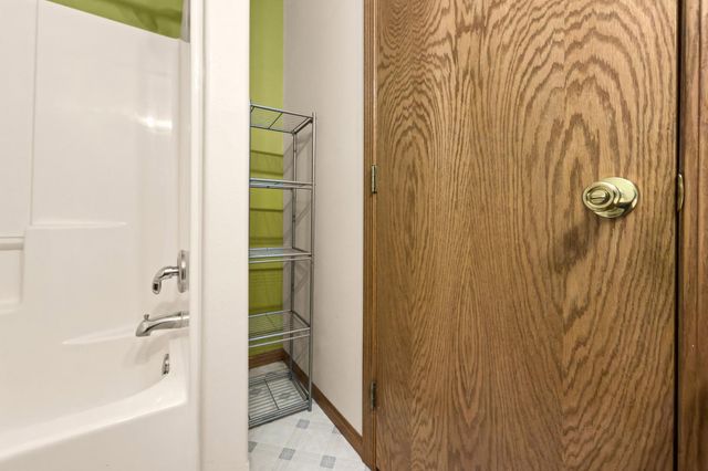 921 Homestead Court, West Fargo, ND 58078