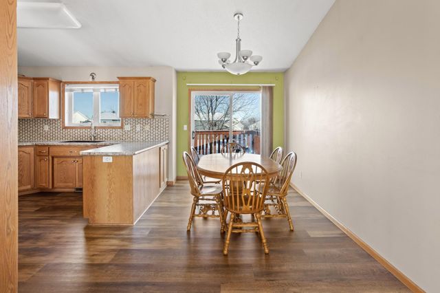 921 Homestead Court, West Fargo, ND 58078