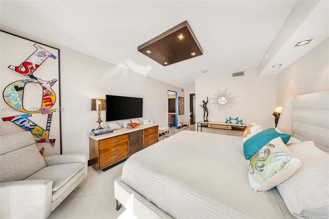 2821 N Ocean Blvd 806S, Fort Lauderdale, FL 33308