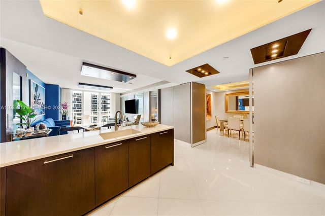 2821 N Ocean Blvd 806S, Fort Lauderdale, FL 33308