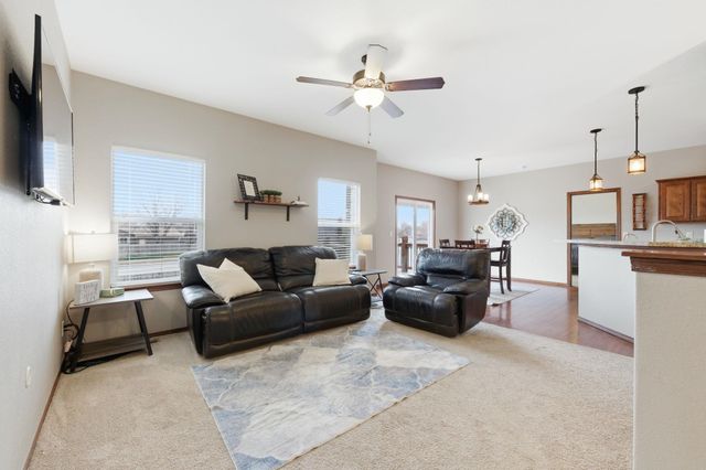 2402 S Fieldcrest, Wichita, KS 67215