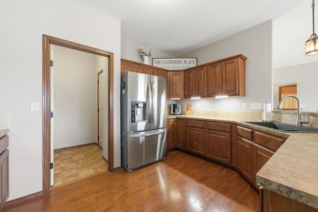 2402 S Fieldcrest, Wichita, KS 67215